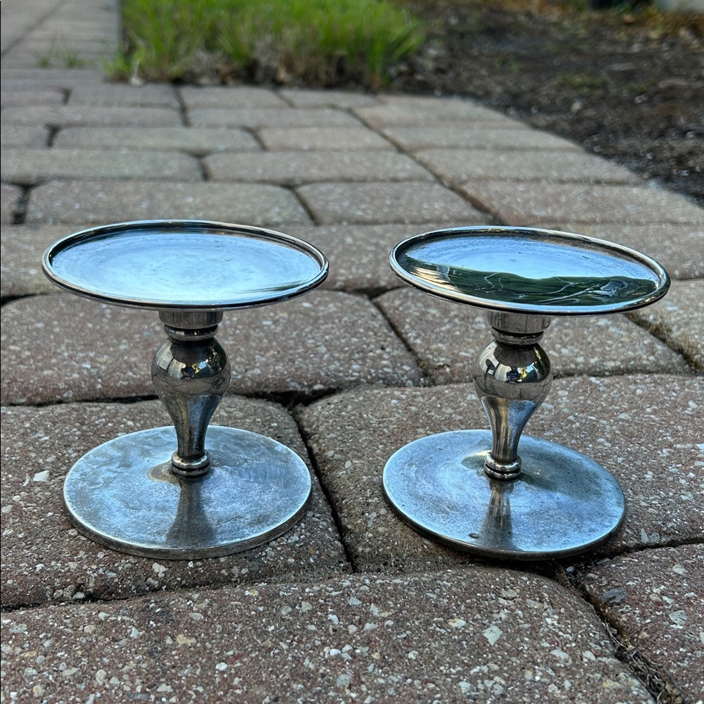 POTTERY BARN ‘Daria’ Silver Pillar Candle Holder Set - Picture 3 of 7